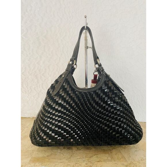 Cole Haan black Genevieve woven leather triangle shape shoulder bag - Picture 2 of 9